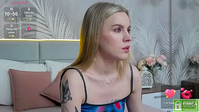 AmaliaBell online show from December 13, 1:01 pm