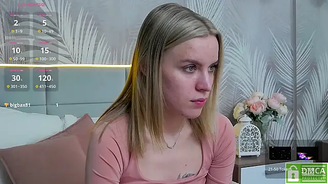 AmaliaBell online show from December 14, 4:42 pm