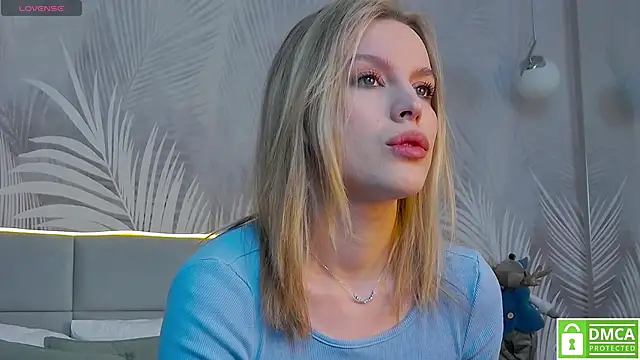 AmaliaBell online show from December 23, 1:03 pm