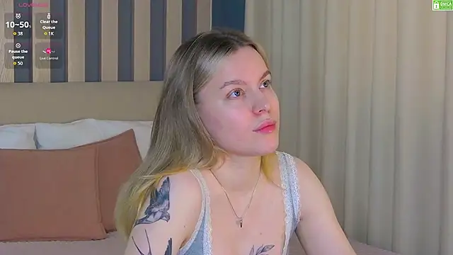 Snapshot of AmaliaBell chatting on March 16, 1:48 pm AmaliaBell online show from March 16, 1:48 pm