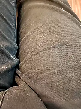 u wan me online show from November 9, 7:50 am