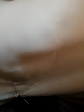 Snapshot of u_wan_me chatting on February 12, 10:43 am u wan me online show from February 12, 10:43 am