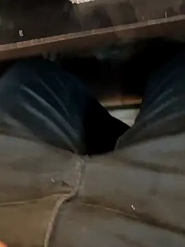 Snapshot of u_wan_me chatting on March 8, 3:43 am u wan me online show from March 8, 3:43 am