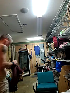 leahcimnikral online show from October 6, 12:41 am