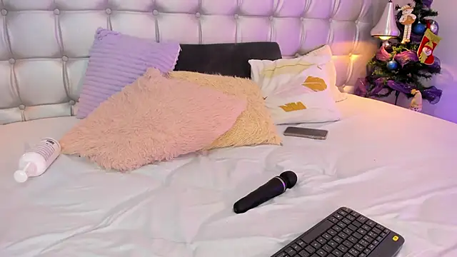 pervert lizza online show from January 4, 2:56 pm