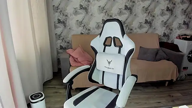 Snapshot of Lis_Kollen chatting on September 28, 7:58 am Lis Kollen online show from September 28, 7:58 am