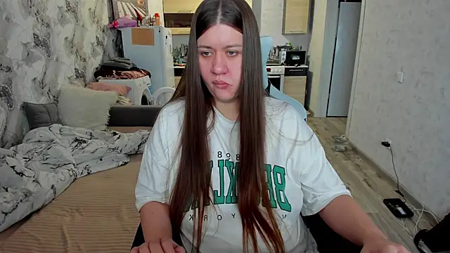 Snapshot of Lis_Kollen chatting on November 12, 9:21 am Lis Kollen online show from November 12, 9:21 am