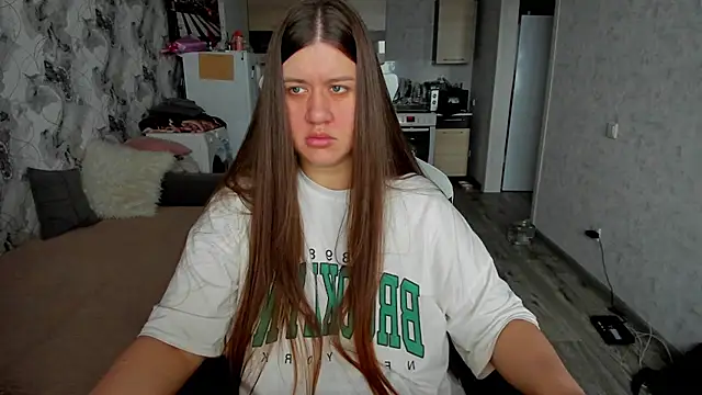 Snapshot of Lis_Kollen chatting on November 13, 10:03 am Lis Kollen online show from November 13, 10:03 am