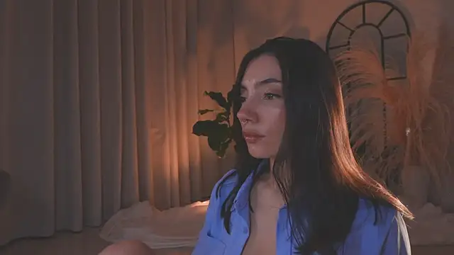 AmyArmstrong online show from October 1, 1:00 am