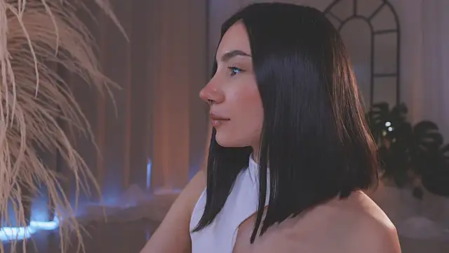 AmyArmstrong online show from November 11, 8:53 pm