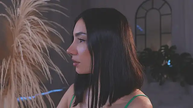 AmyArmstrong online show from November 14, 10:29 pm