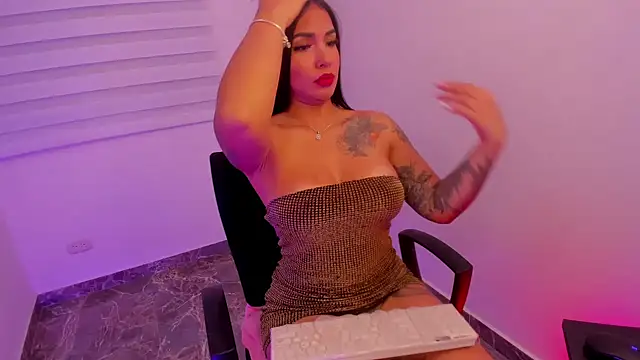 Gypsie velvet1 online show from November 18, 9:08 pm