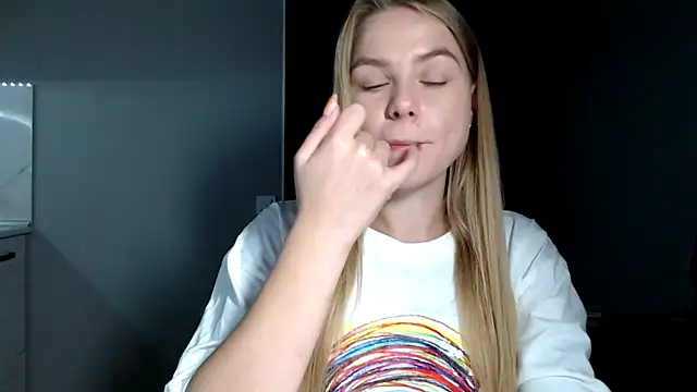 Sunbeam  online show from October 15, 9:59 pm