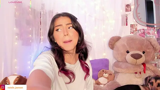 Snapshot of natalie_jaensen chatting on February 1, 6:06 pm natalie jaensen online show from February 1, 6:06 pm