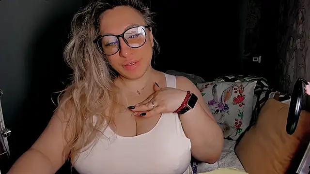 CumOnMy Tits online show from March 29, 1:38 am