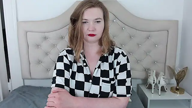 LaraDream online show from January 31, 12:50 am