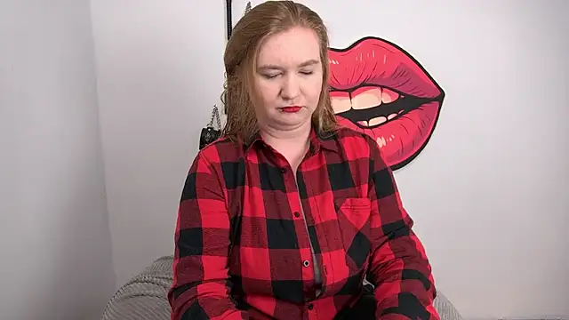 LaraDream online show from September 12, 3:01 pm