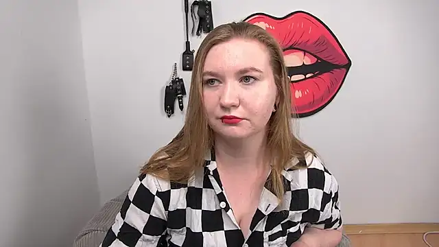 LaraDream online show from October 4, 1:09 pm