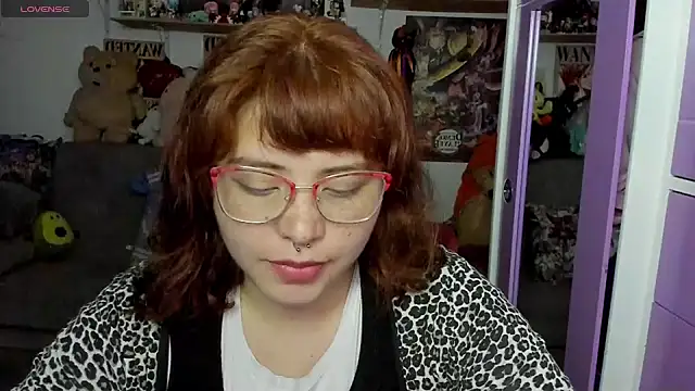 soficammy online show from December 19, 11:03 pm