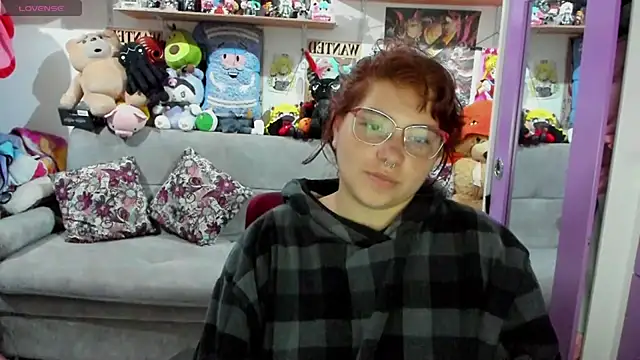 soficammy online show from January 27, 7:14 am