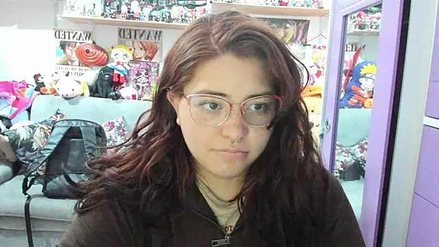 soficammy online show from October 18, 9:37 pm