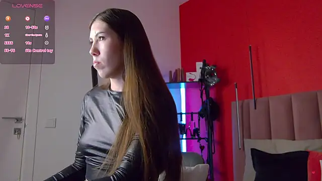 Snapshot of SweetySonya chatting on November 20, 1:39 am SweetySonya online show from November 20, 1:39 am