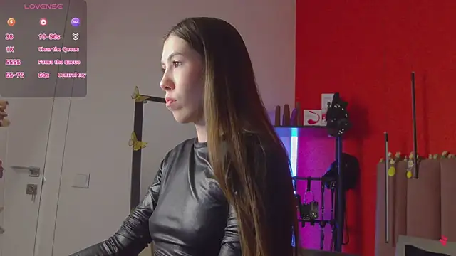 Snapshot of SweetySonya chatting on April 3, 1:47 am SweetySonya online show from April 3, 1:47 am