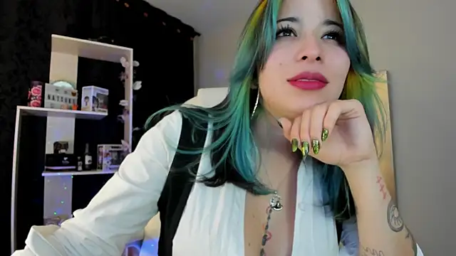 Laughing Naty online show from December 19, 2:56 am