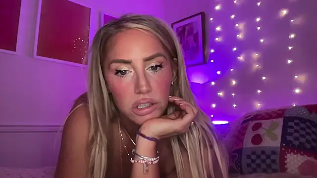 Fitnessbabe69 online show from May 27, 11:07 am