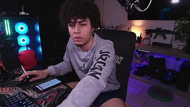 bigryann23 online show from December 28, 7:11 am