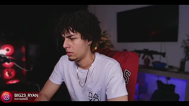 bigryann23 online show from February 14, 4:04 am