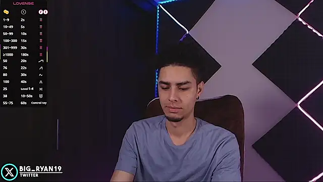 Snapshot of bigryann23 chatting on March 6, 3:36 am bigryann23 online show from March 6, 3:36 am