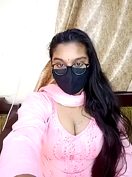 Jasmine jaaan online show from January 6, 8:35 am